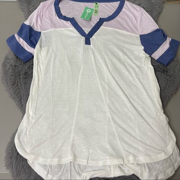NWT honeydew v neck ultra soft  light weight shirt sz large - Picture 1 of 5